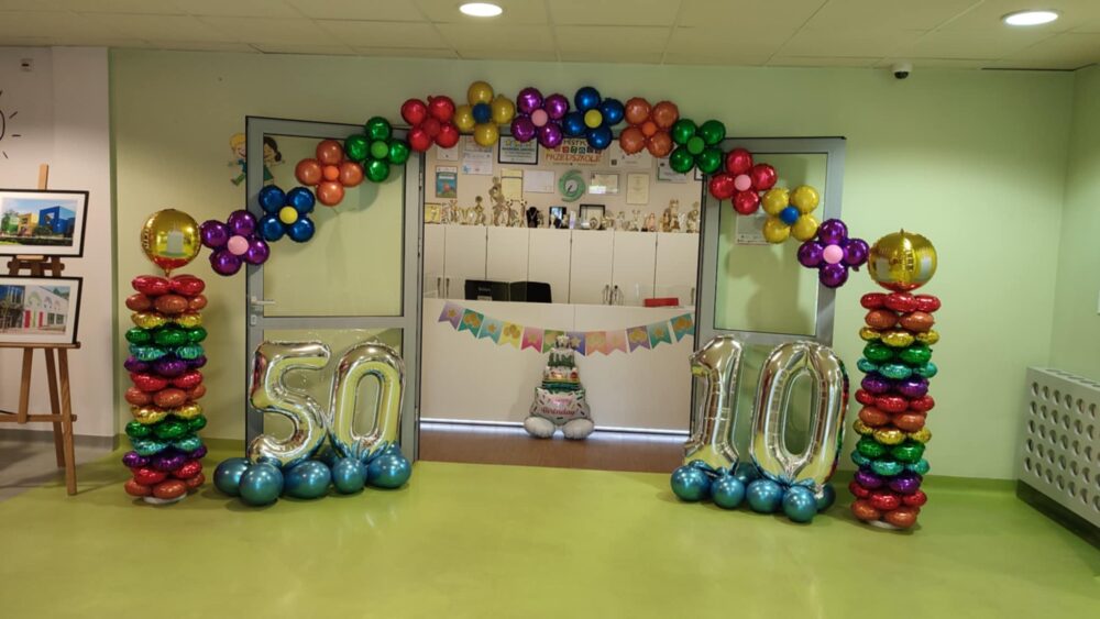 You are currently viewing 50 URODZINY NASZEGO PRZEDSZKOLA – WIELKIE ŚWIĘTOWANIE!!! 🎉🥳🎈